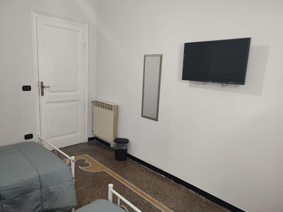 Benny Appartamento 3 Camere Da Letto Ad Uso Esclusivo Genova Aeroporto Génova Exterior foto